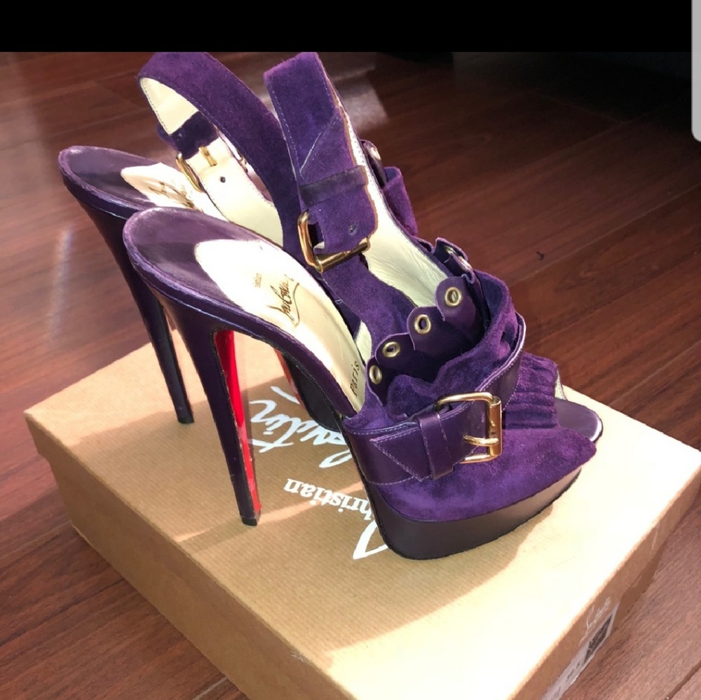 SOLD*** Christian Louboutin size 7 Purple Heels - Picture 8 of 8